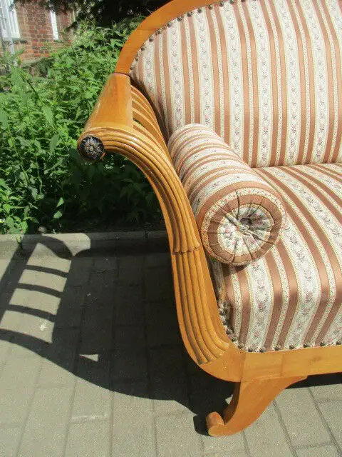 Schönes altes Biedermeier Sofa Kirschbaum neu gepolstert und bezogen 2. Zeit 2