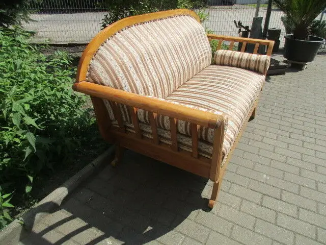 Schönes altes Biedermeier Sofa Kirschbaum neu gepolstert und bezogen 2. Zeit 5