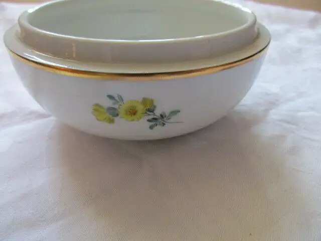Meissen große Deckeldose Blumendekor Goldrand 2. Wahl TOP Ø 12,5 x 9 cm 5