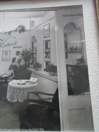 Altes Foto Friseursalon um 1920 mit Werbung Silverwa Kaltwell Präparat
