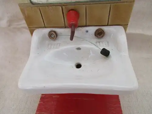 Puppenmöbel Bad Badezimmer Waschbecken mit Spiegel Holz Porzellan 60er Jahre