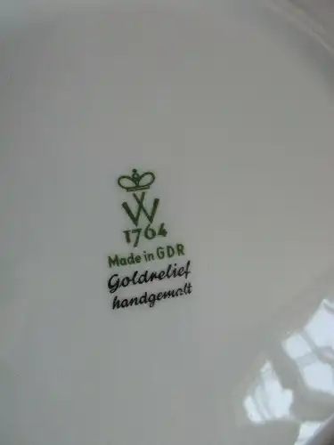 Alte Sammeltasse Sammelgedeck Wallendorf 1764 grün Goldrelief handgemalt