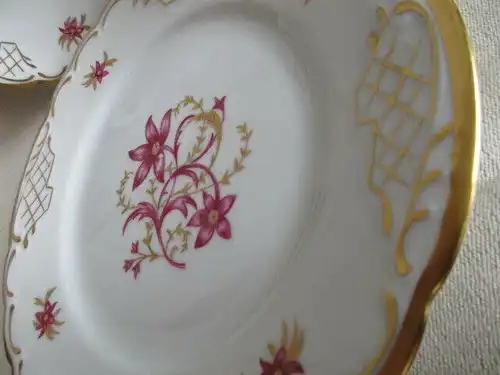 Carl Alberti Uhlstädt alte Sammeltasse Sammelgedeck Blumen Golddekor