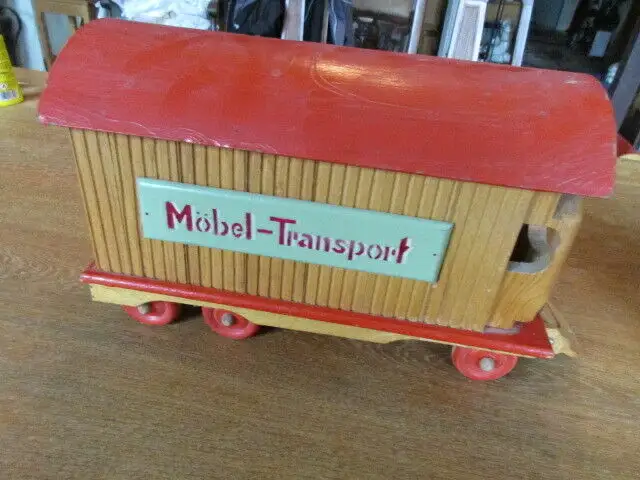 DDR Holzspielzeug Traktor mit Anhänger der Firma Kienel 6