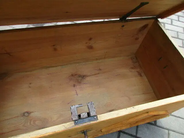 Truhe Flachdeckeltruhe Gründerzeit um 1880 Weichholz Nr. 8 8