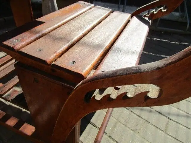 Schulbank einer  Jugendstil um 1900     nur 67 cm breit 5