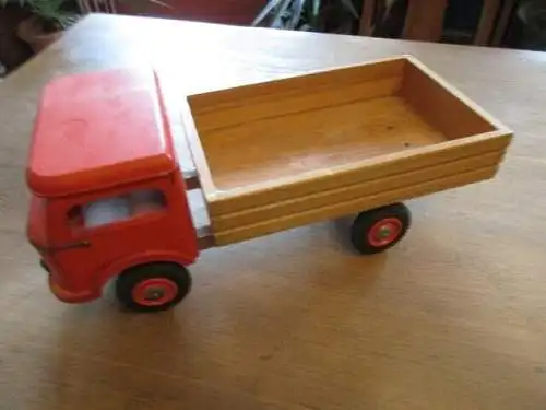 LKW  Holz