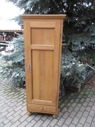 Kleiderschrank Dielenschrank Schrank Jugendstil um 1900 Weichholz 1 türig