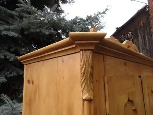 Vorratsschrank  Schrank Jugendstil um 1910 Weichholz