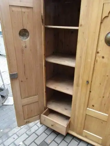 Vorratsschrank  Schrank Jugendstil um 1910 Weichholz
