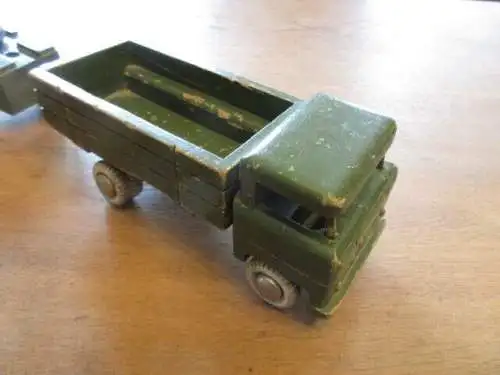 NVA LKW mit Gulaschkanone  der Firma Luthardt
