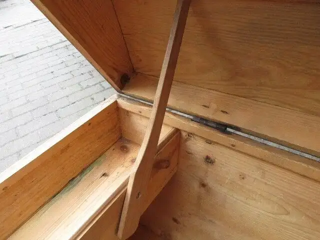 Truhe  Jugendstil um 1900  Weichholz  Runddeckeltruhe Nr. 7 8