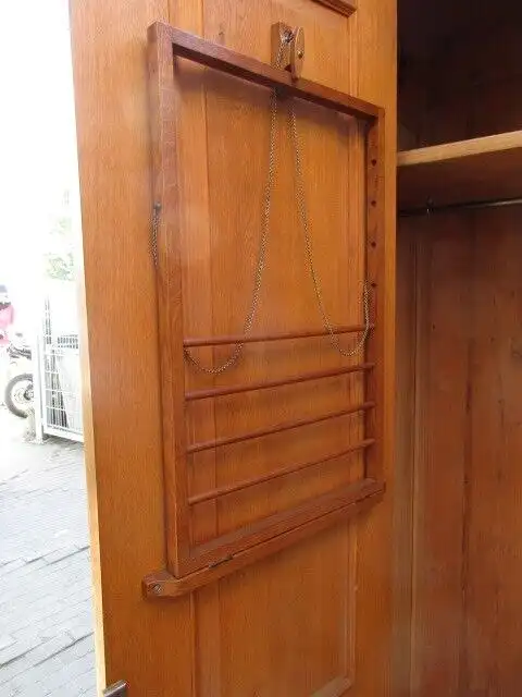 Kleiderschrank Dielenschrank Schrank Jugendstil um 1900 Nussbaum  Zerlegbar 9