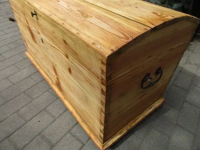 Truhe Jugendstil um 1900 Weichholz Runddeckeltruhe Nr. 10 1