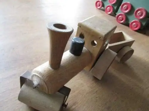 Straßenwalze mit Anhänger