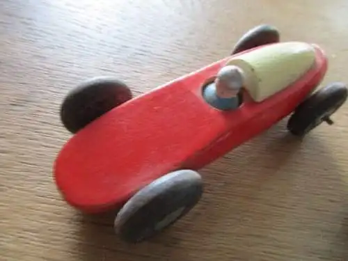 zwei Rennwagen