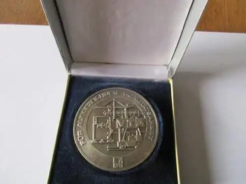 DDR Medaille Leipzig TAKRAF für ausgez. Leistungen Silber