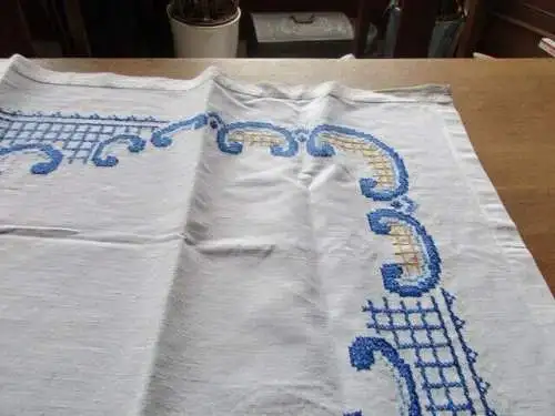 wunderschönes altes Tischtuch Tischdecke Leinen blaue Stickerei