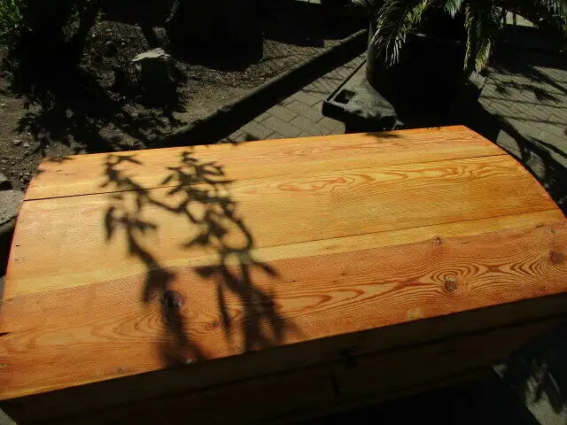 Truhe  Biedermeier um 1860  Weichholz  Runddeckeltruhe Nr.8 5