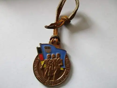 DDR Abzeichen FDJ zweites Deutschlandtreffen 1954