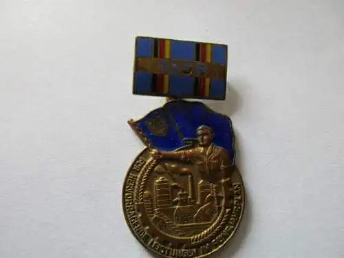 DDR Abzeichen FDJ Med. hervorragende Leistungen Fünfjahrplan 1958