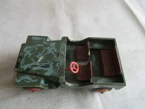  NVA  Jeep  Holzauto Hersteller EMS