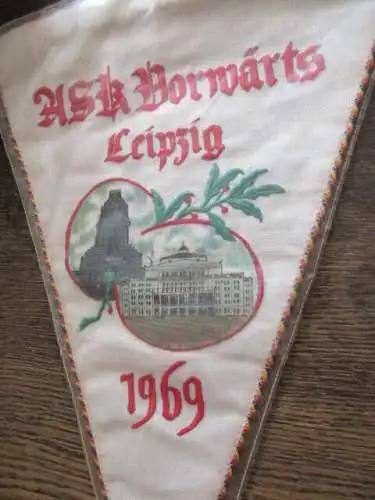 seltener großer Wimpel ASK Vorwärts Leipzig 1969 gestickt DDR