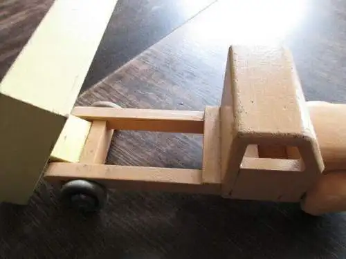 LKW 