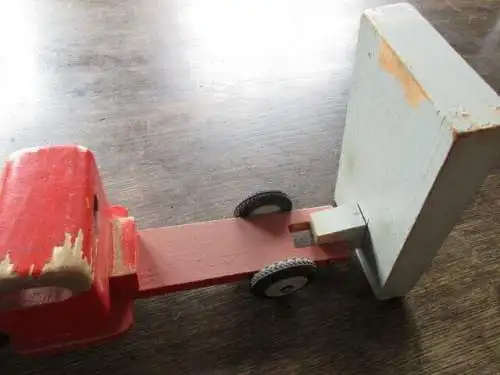 LKW 