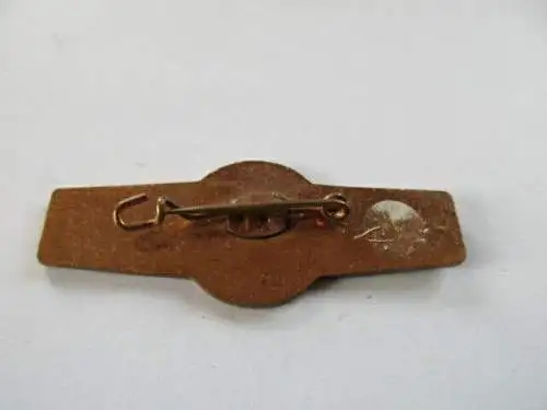 DDR Abzeichen DRK Pflegedienst-Ehrenspange Bronze Material Bronze