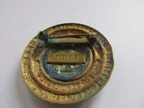 DDR DRK  Ehrenzeichen des DRK   Bronze,emailliert,Nummeriert 7988