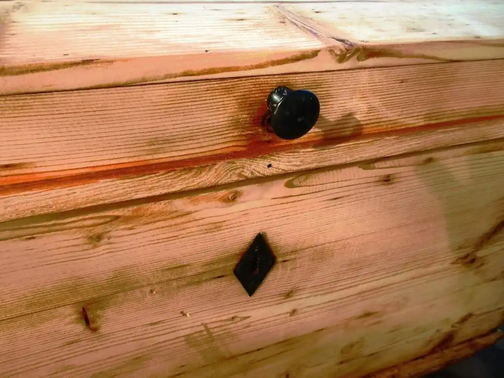 Truhe  Gründerzeit  um 1880  Weichholz   Runddeckeltruhe Nr. 17 1