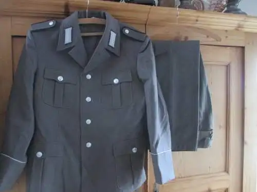 NVA  Soldatenuniform  Pioniere