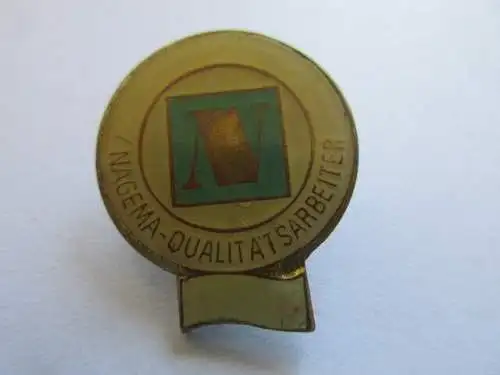 DDR Abzeichen NAGEMA Qualitätsarbeiter