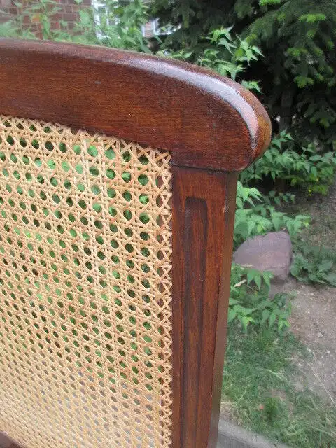 alter Stuhl Armlehnstuhl  Nussbaum Korbgeflecht Gründerzeit um 1890  4