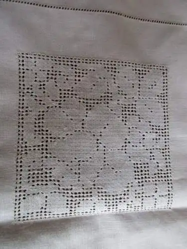 herrliche alte Tischdecke Mitteldecke Leinen Hohlsaum Stickerei Handarbeit 