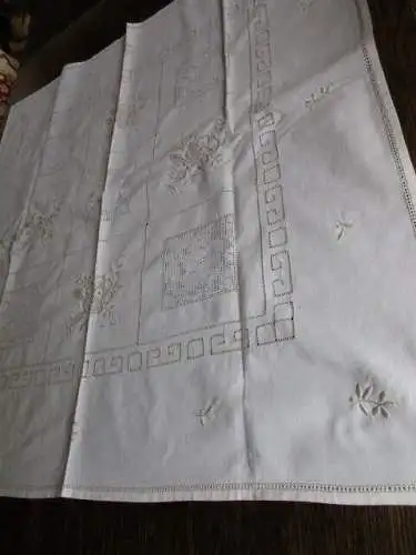 herrliche alte Tischdecke Mitteldecke Leinen Hohlsaum Stickerei Handarbeit 