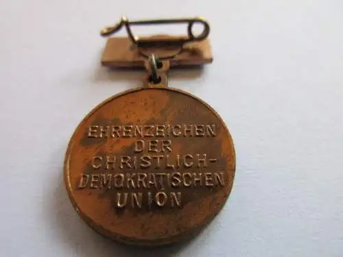 DDR Abz.  CDU  Otto Nuschke Ehrenzeichen  1960  bronze