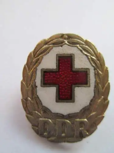 Rotes Kreuz Abzeichen DDR emailliert gold