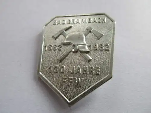 DDR Abzeichen Feuerwehr  Bad Brambach 1882-1982 100 Jahre FFW