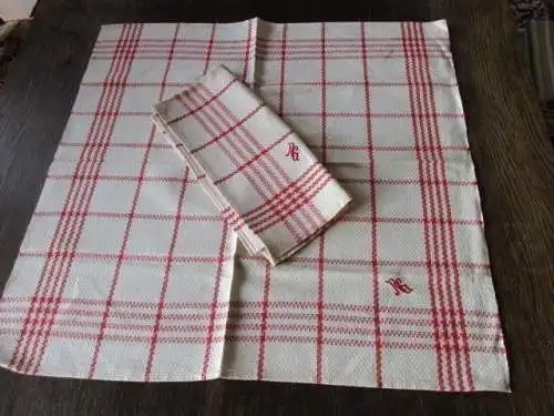 2 alte Leinen Handtücher Geschirrtücher rote Streifen Monogramm (27)