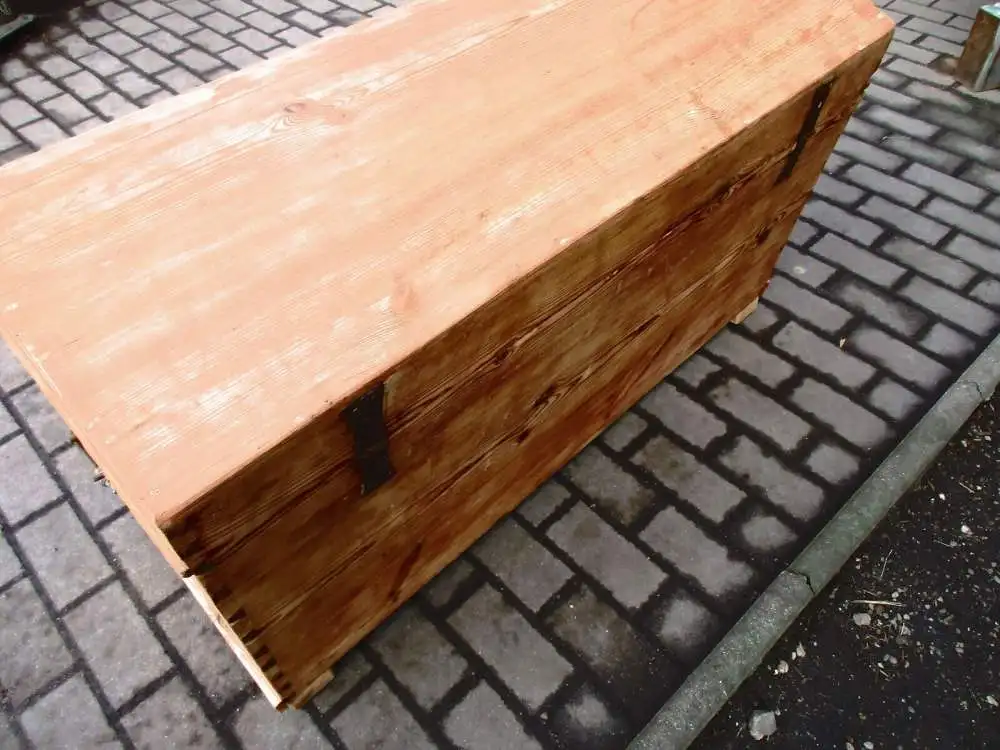 Truhe Jugendstil um 1900 Weichholz Runddeckeltruhe Nr. 9 5