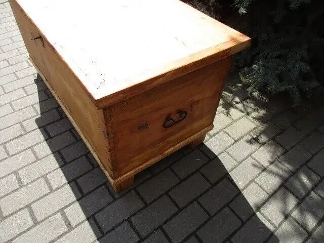 Truhe Flachdeckeltruhe mit Geheimfach Biedermeier um 1860 Weichholz Nr. 3 4