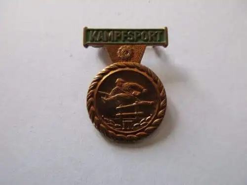 DDR Deutsche Volkspolizei Kampfsport Abzeichen Stufe 2