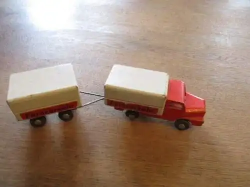 LKW  Holz mit Anhänger Fernverkehr