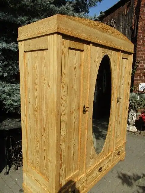 Kleiderschrank Dielenschrank Schrank Jugendstil  3-türig Weichholz  162 cm breit 4