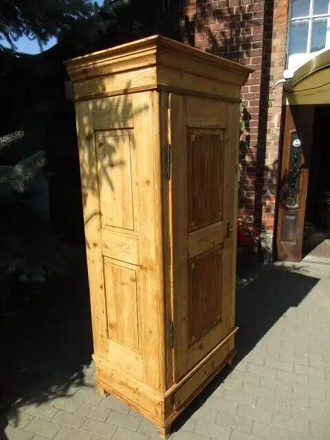 Kleiderschrank Dielenschrank Schrank Jugendstil um 1900 Weichholz 1