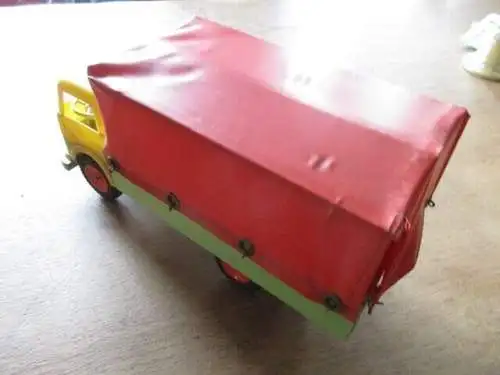 LKW  der Firma Greiner