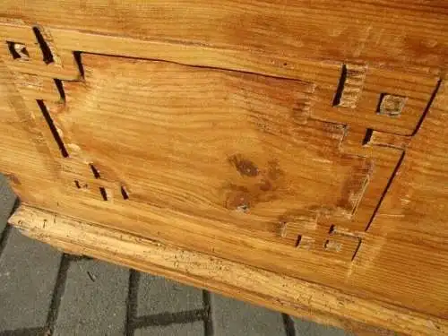 Truhe Flachdeckeltruhe Biedermeier um 1860 Weichholz Nr. 1
