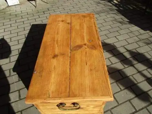Truhe Flachdeckeltruhe Biedermeier um 1860 Weichholz Nr. 1